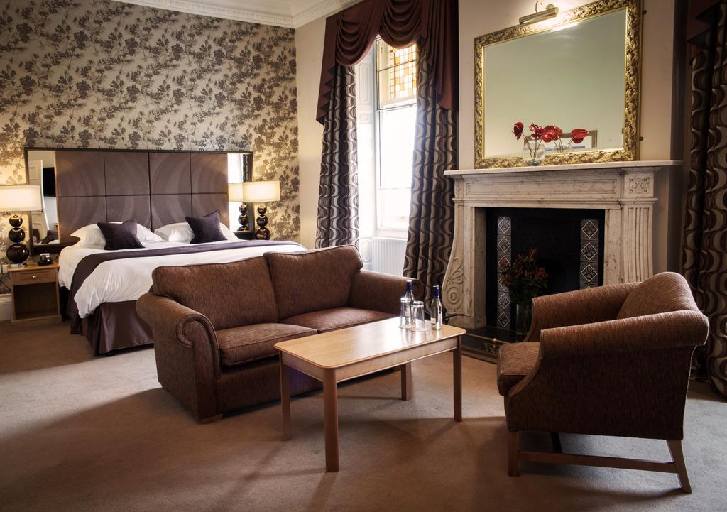 Trout Hotel Кокърмаут Екстериор снимка