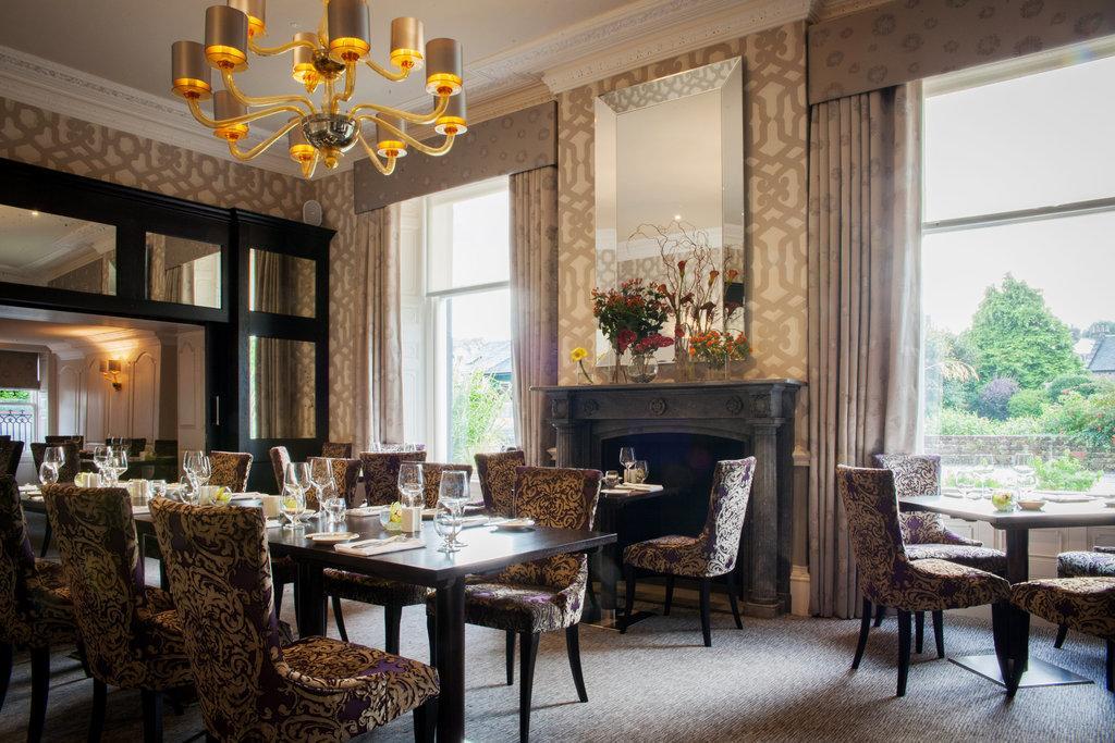 Trout Hotel Кокърмаут Екстериор снимка