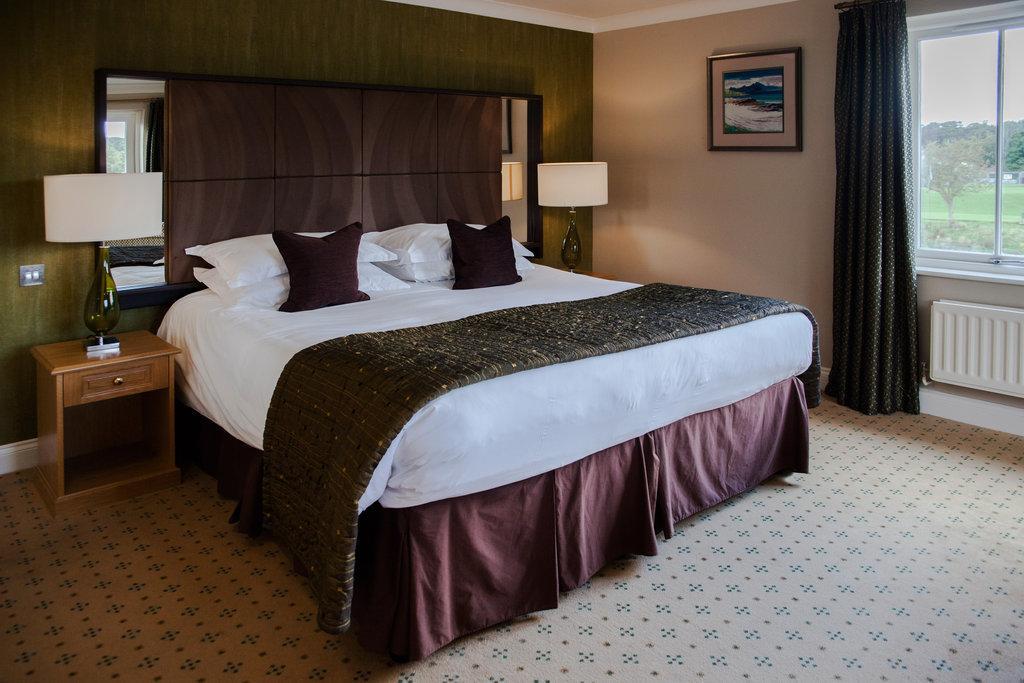Trout Hotel Кокърмаут Екстериор снимка