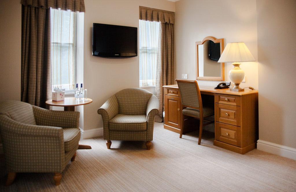 Trout Hotel Кокърмаут Екстериор снимка