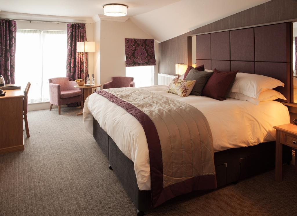 Trout Hotel Кокърмаут Екстериор снимка